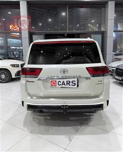 تويوتا لاندكروزر